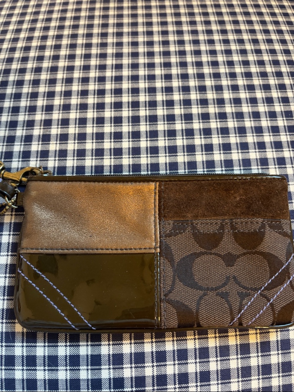 Coach Dark Brown Signature patchwork Wristlet with Leather Trim retired pattern - Picture 2 of 8